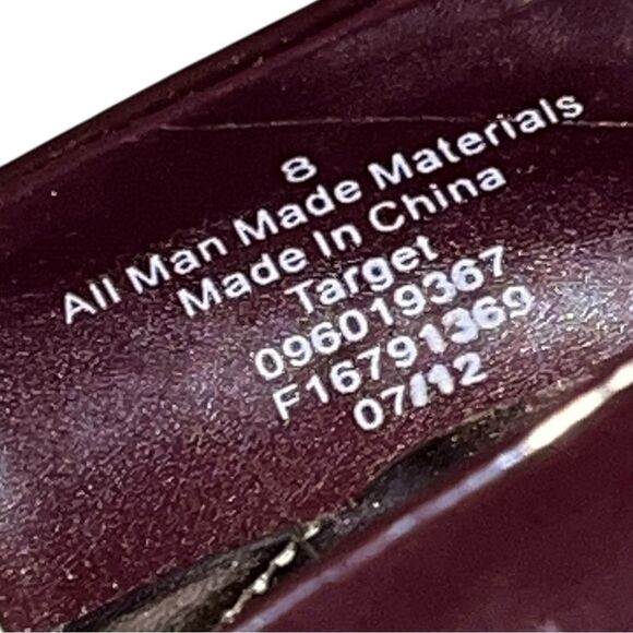Target Merona Burgundy Maye Pumps Patent Faux Leather Heels Basic 8M EUC - Picture 9 of 10